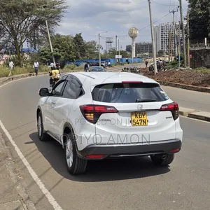Honda Vezel 2019 White