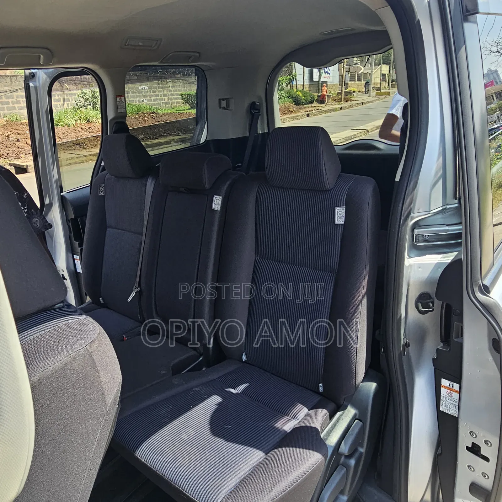 Toyota Noah 2020 Silver