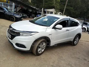 Honda Vezel 2019 White
