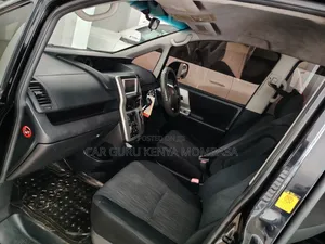 Toyota Noah 2013 Black