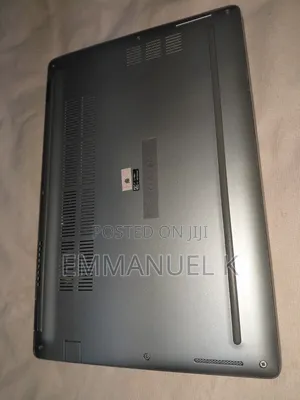 Laptop Dell Latitude 5310 16GB Intel Core i7 SSD 256GB