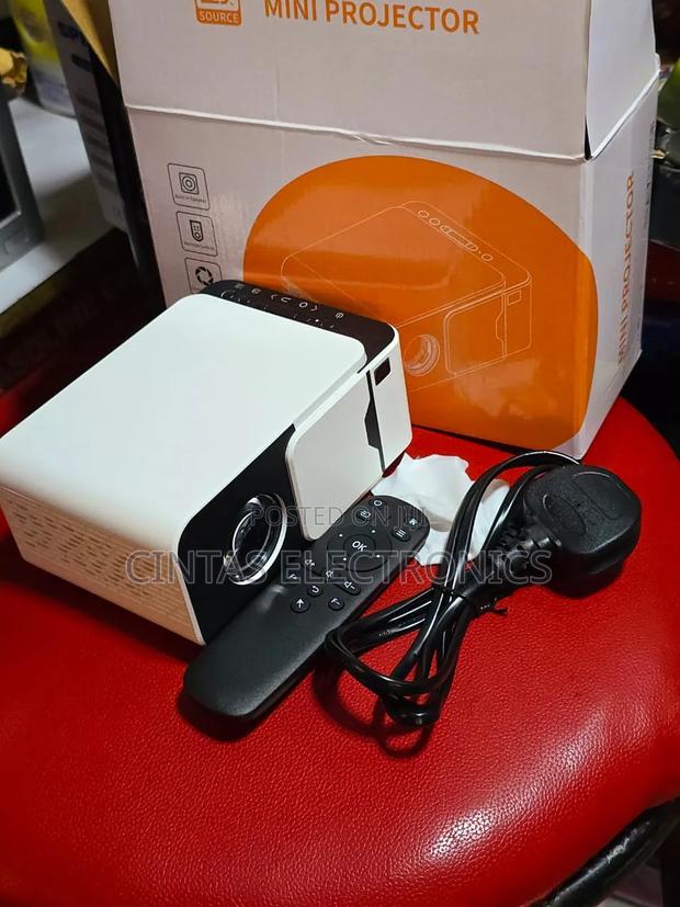LED Mini Projector - thumbnail 2