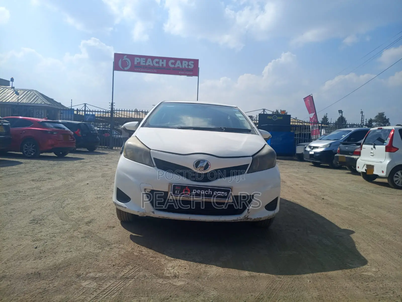 Toyota Vitz 2011 White