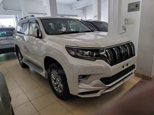Toyota Land Cruiser Prado 2018 White
