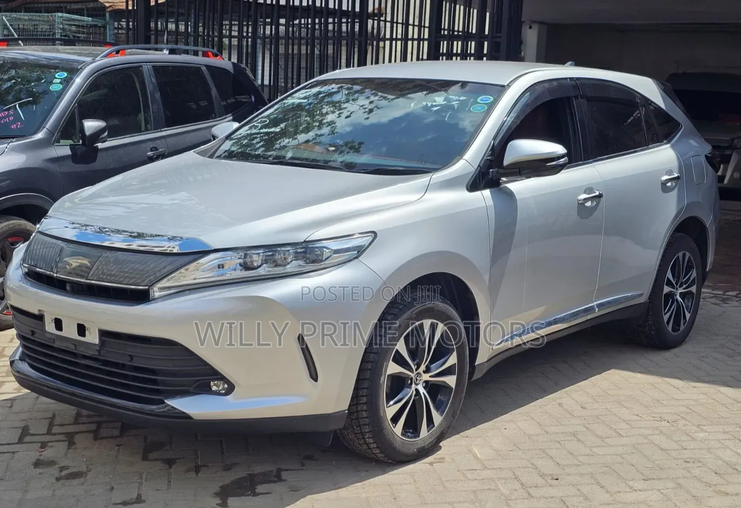 Toyota Harrier 2019 Silver