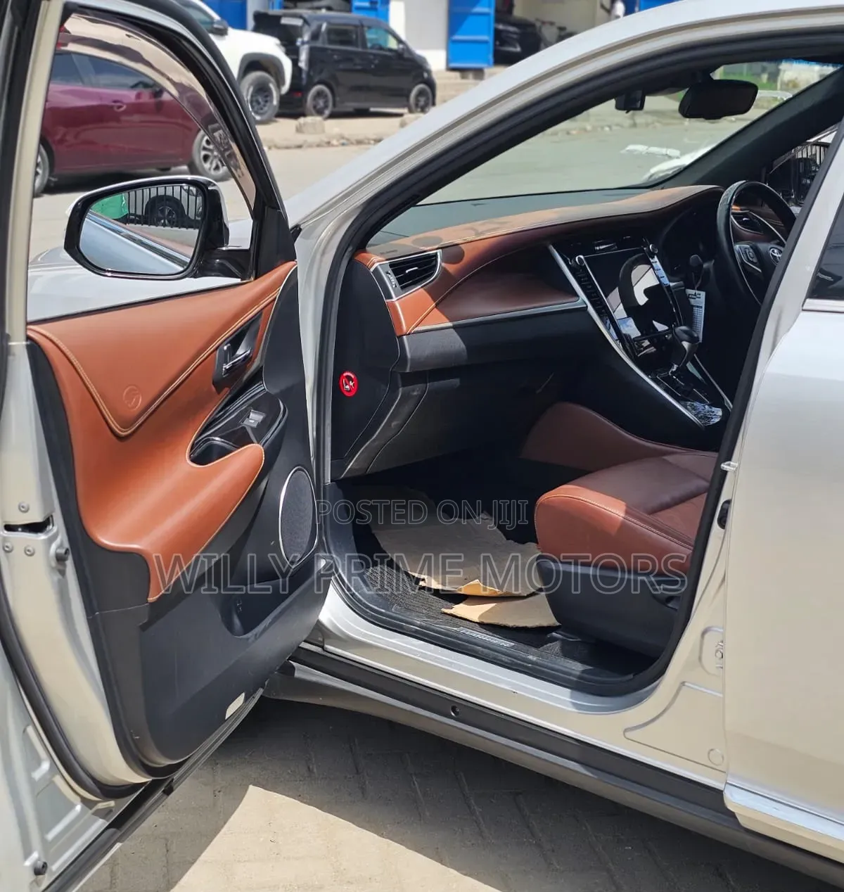 Toyota Harrier 2019 Silver
