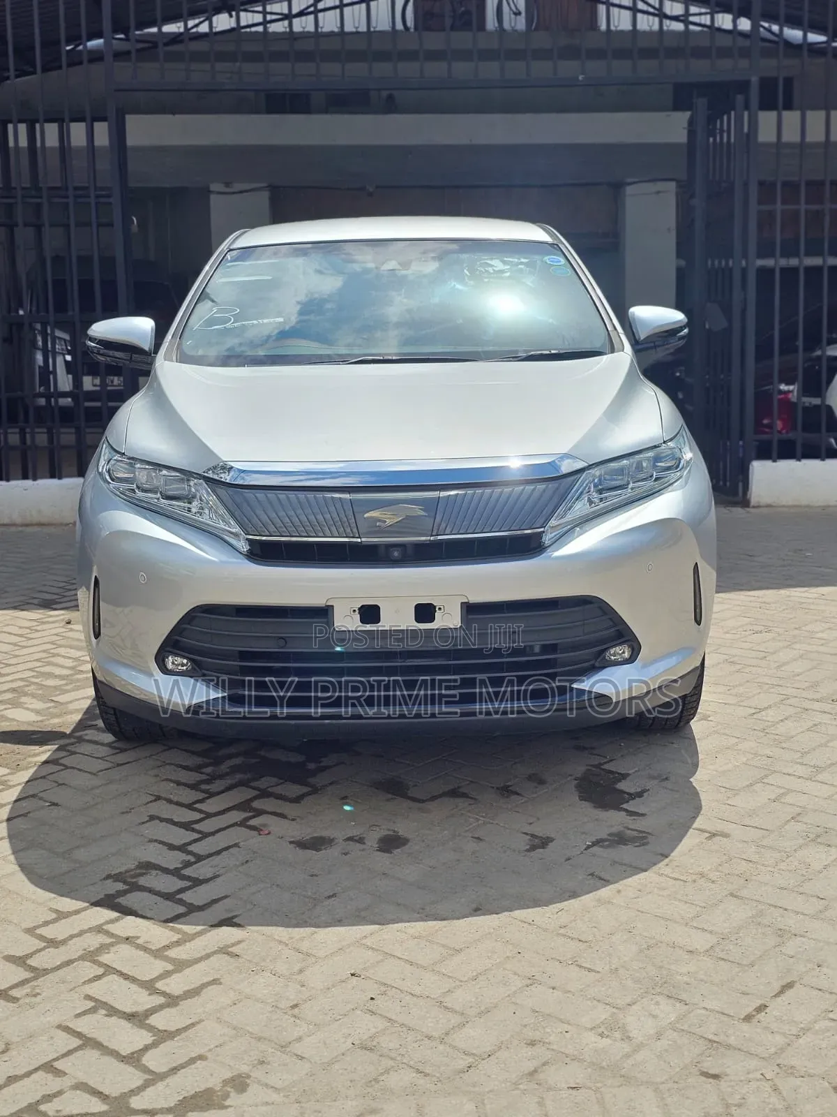 Toyota Harrier 2019 Silver
