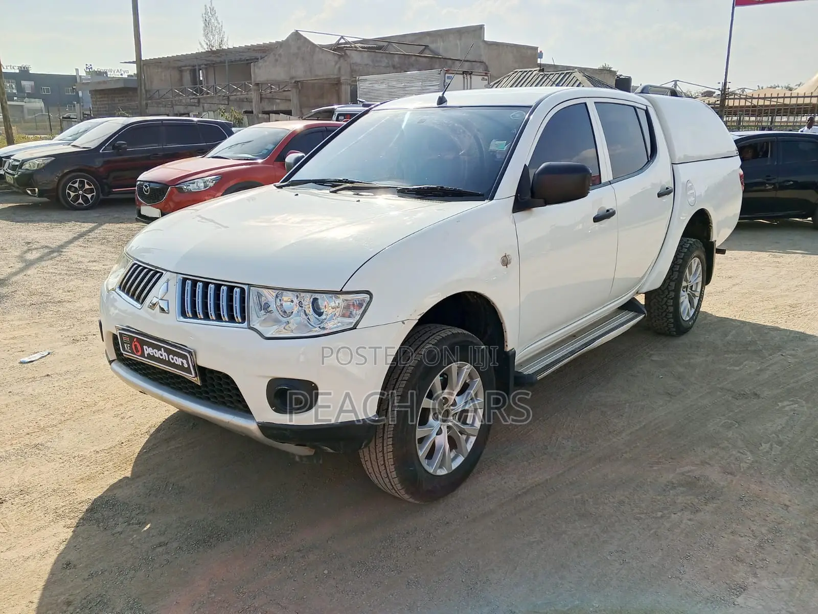 Mitsubishi L200 2014 White
