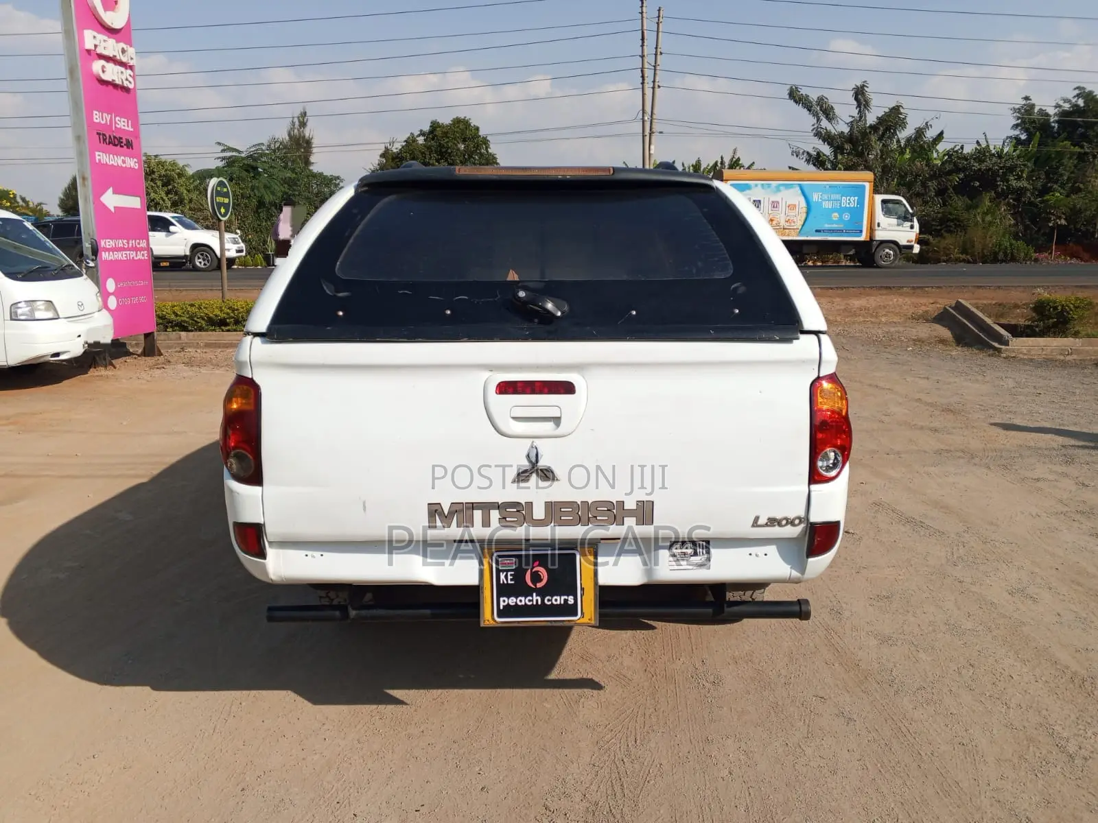 Mitsubishi L200 2014 White