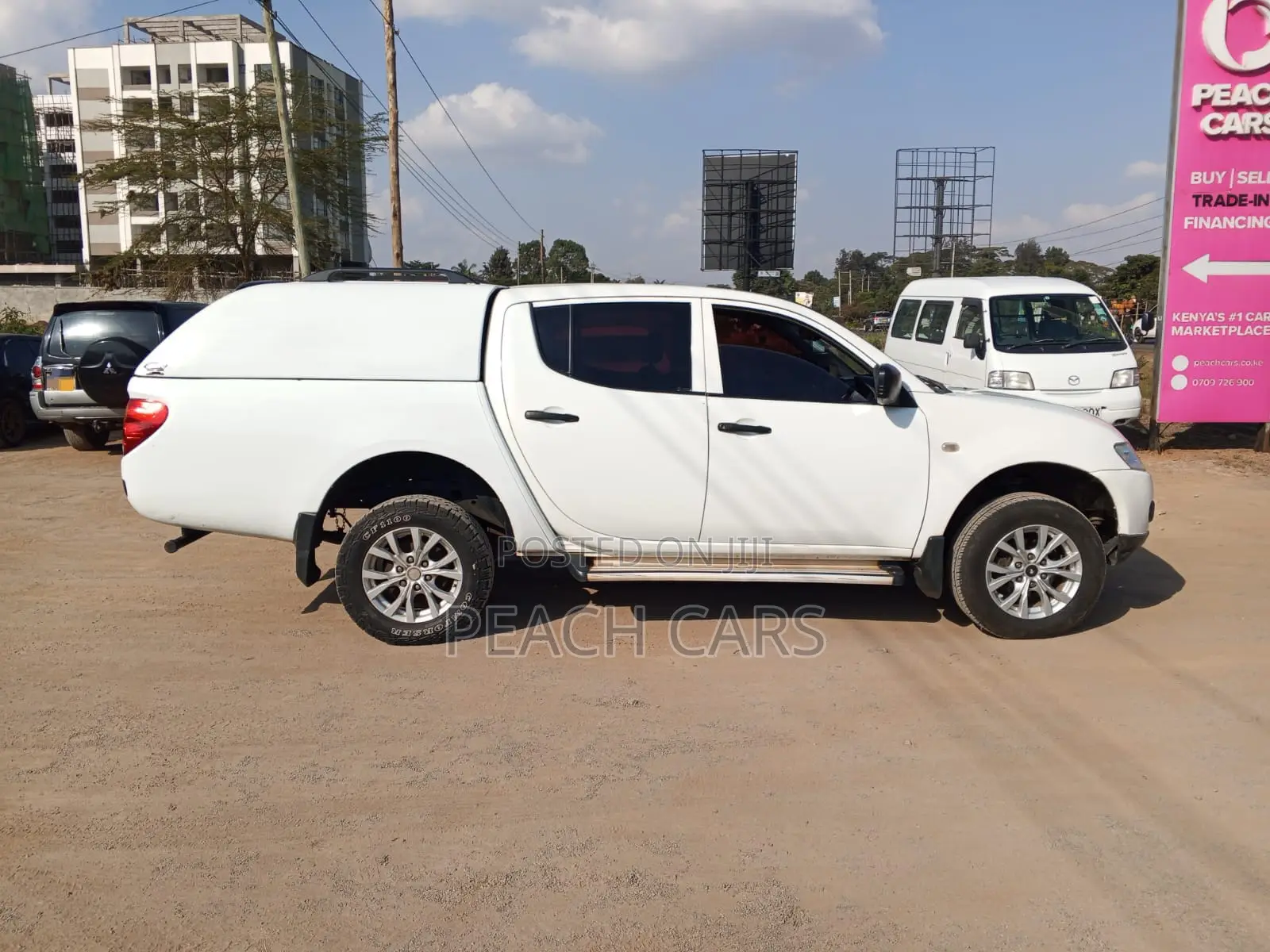 Mitsubishi L200 2014 White