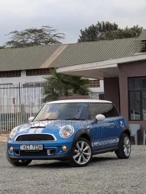 Mini Cooper 2012 Blue