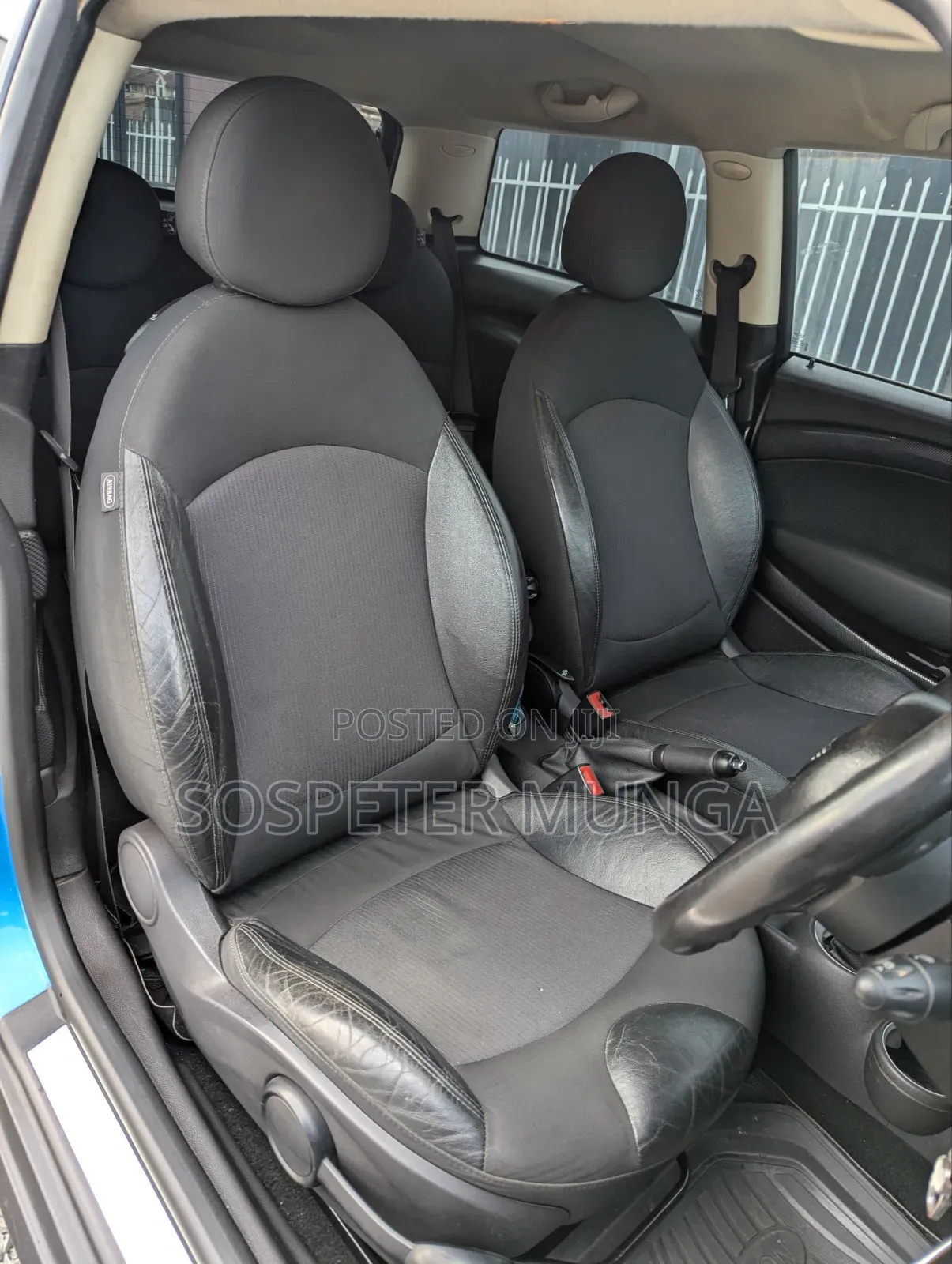 Mini Cooper 2012 Blue