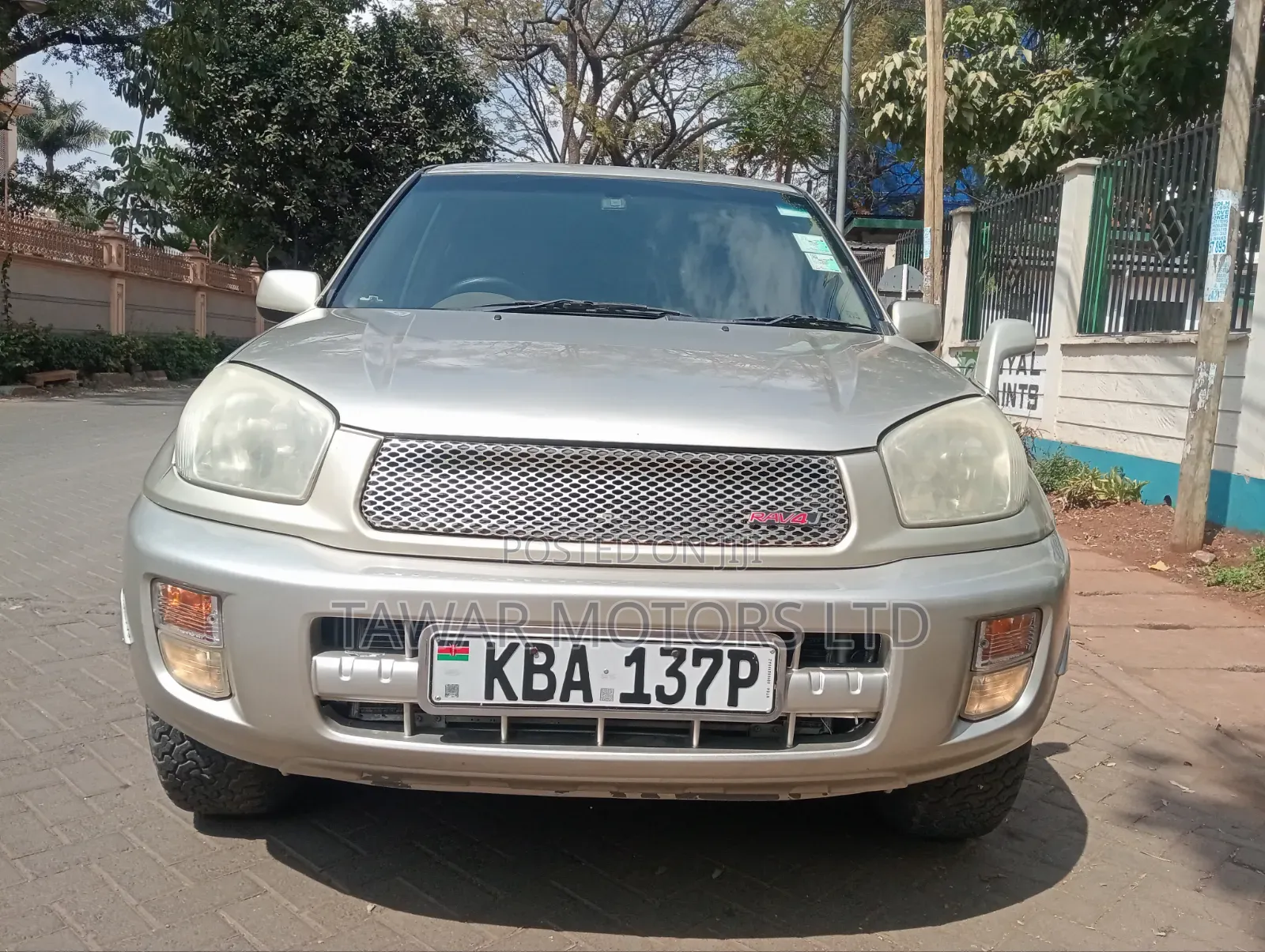 Toyota RAV4 2004 Yellow