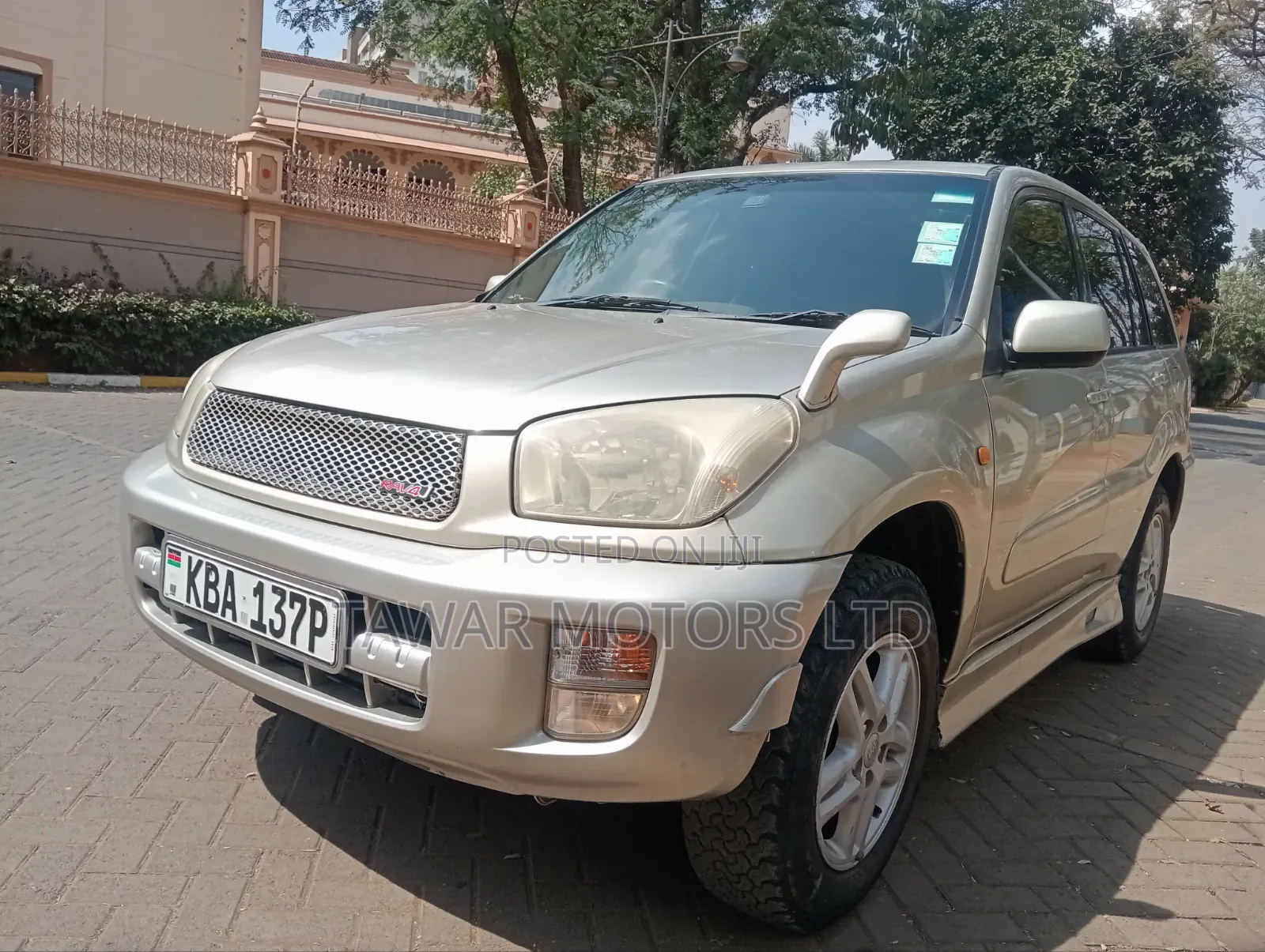 Toyota RAV4 2004 Yellow