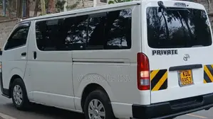 Toyota HiAce 2016 Black