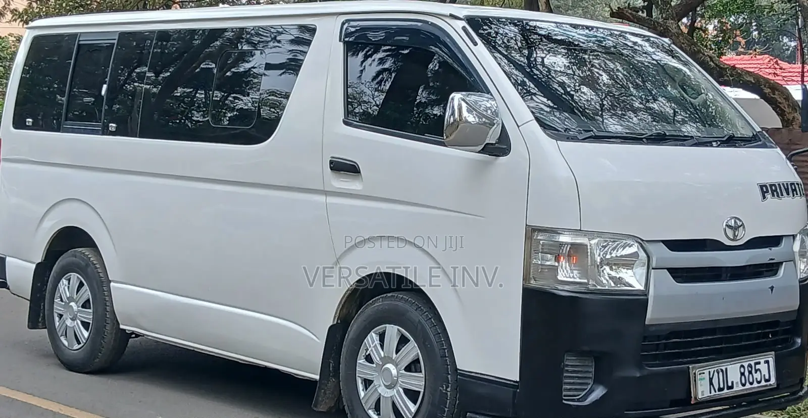 Toyota HiAce 2016 Black