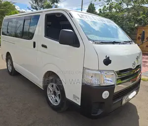 Toyota HiAce 2010 White