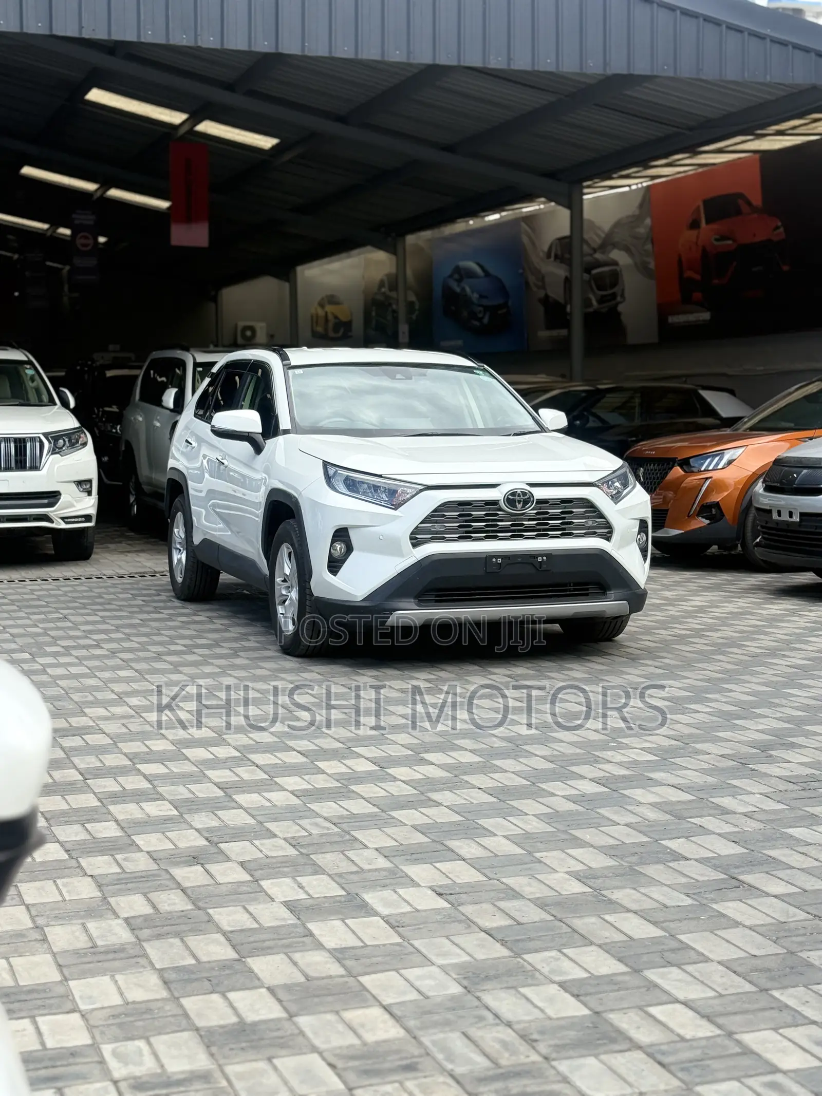 Toyota RAV4 2019 White