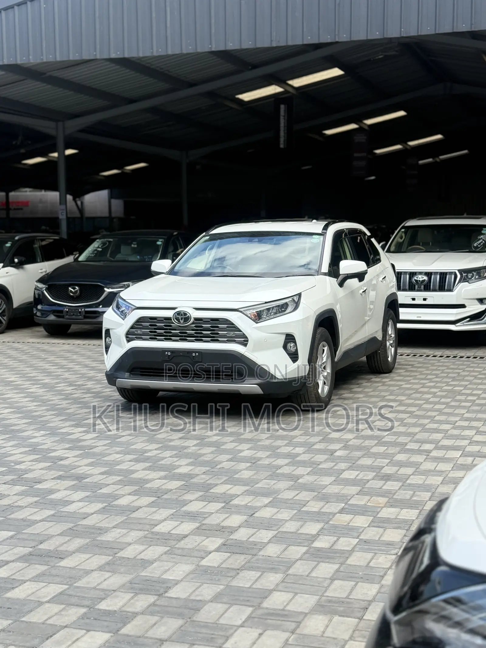 Toyota RAV4 2019 White