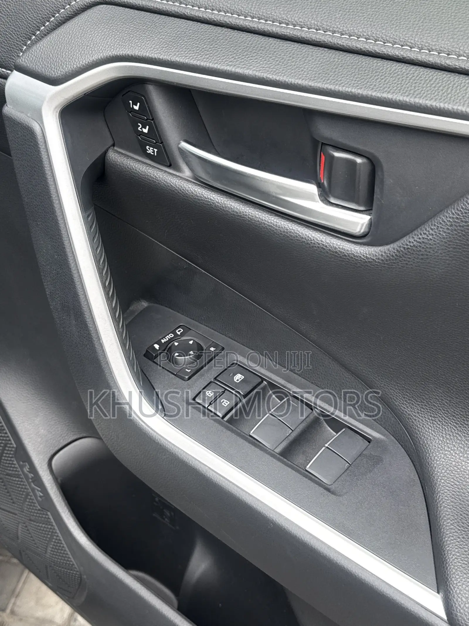 Toyota RAV4 2019 White