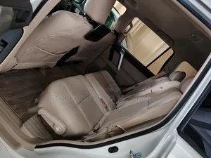 Toyota Land Cruiser Prado 2018 White