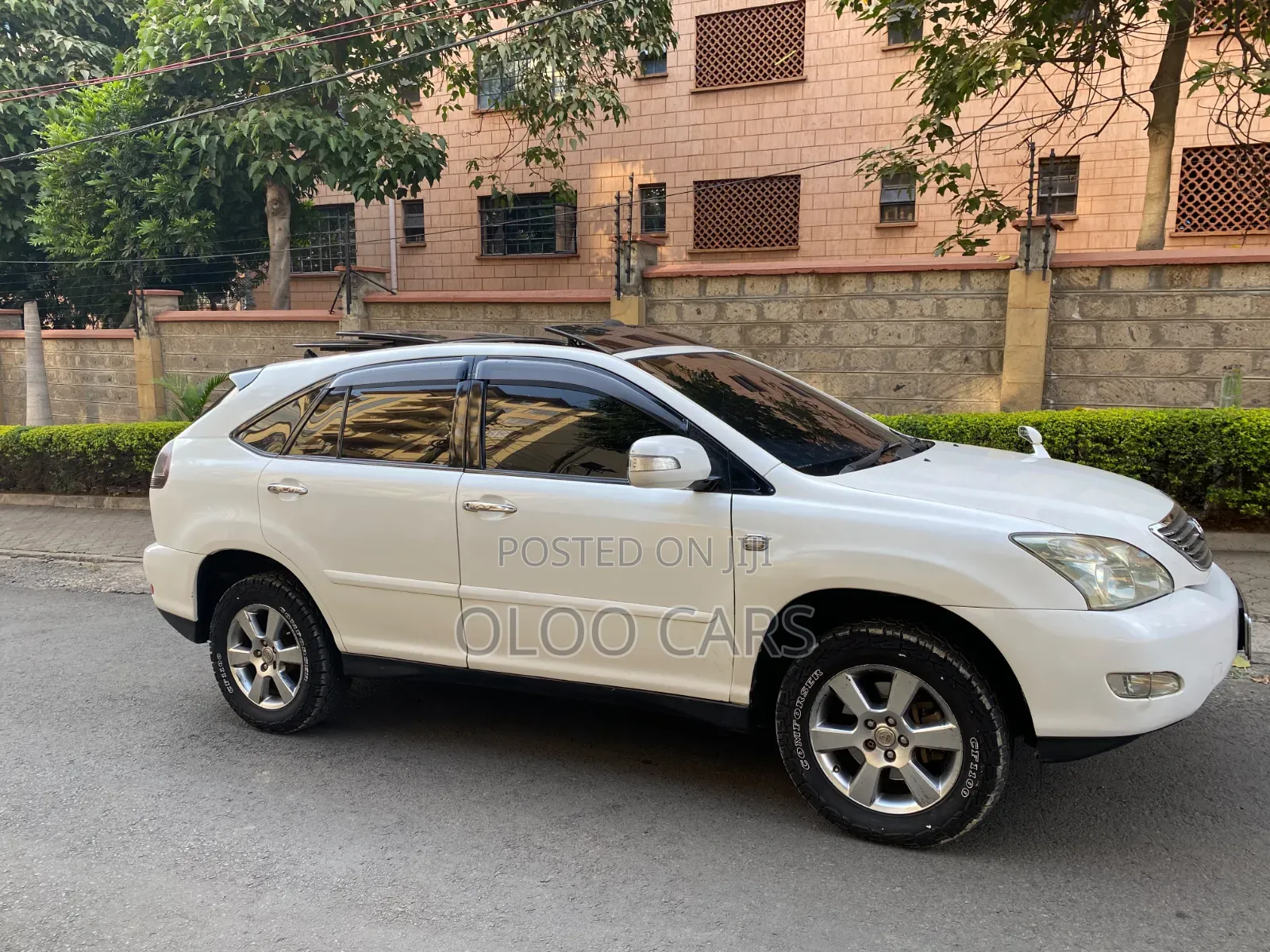 Toyota Harrier 2009 White