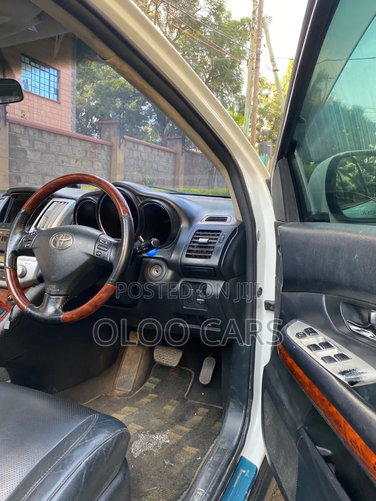 Toyota Harrier 2009 White