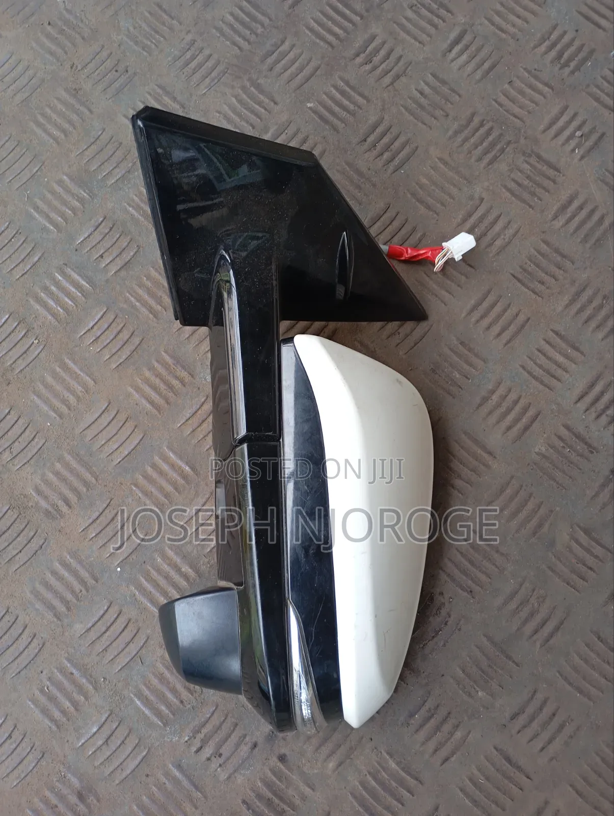 Harrier New Model Sidemirror