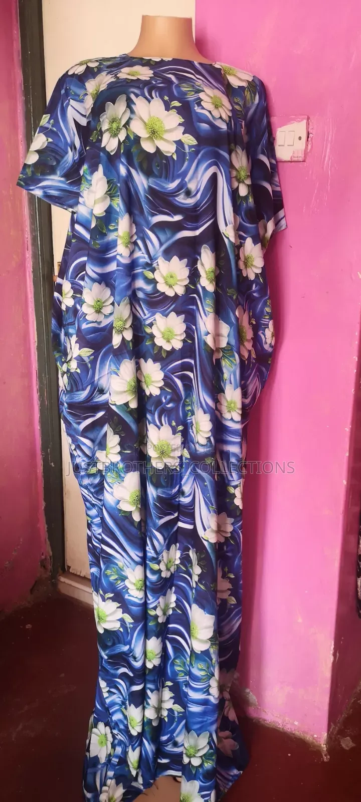 Ladies Deras