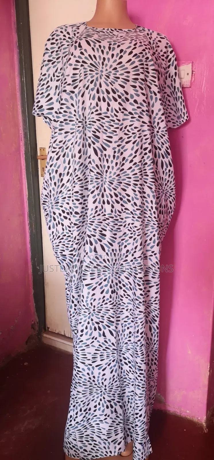 Ladies Deras