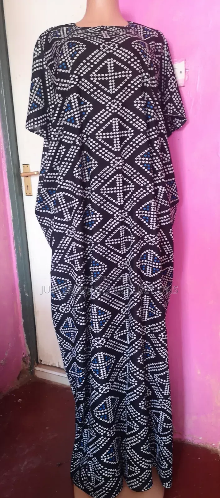 Ladies Deras