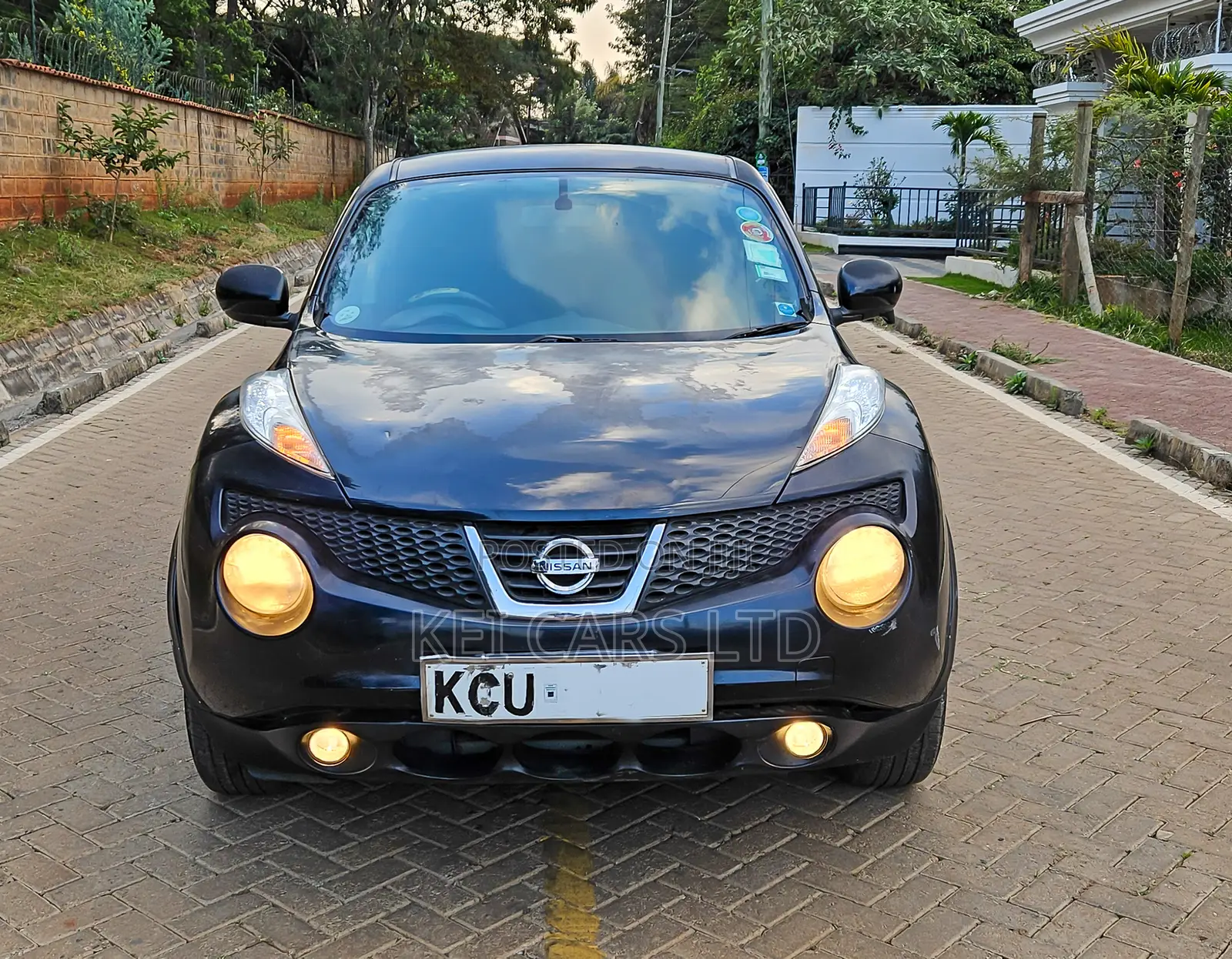 Nissan Juke 2012 Black