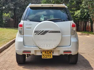 Toyota Rush 1.5 AWD 2012 White