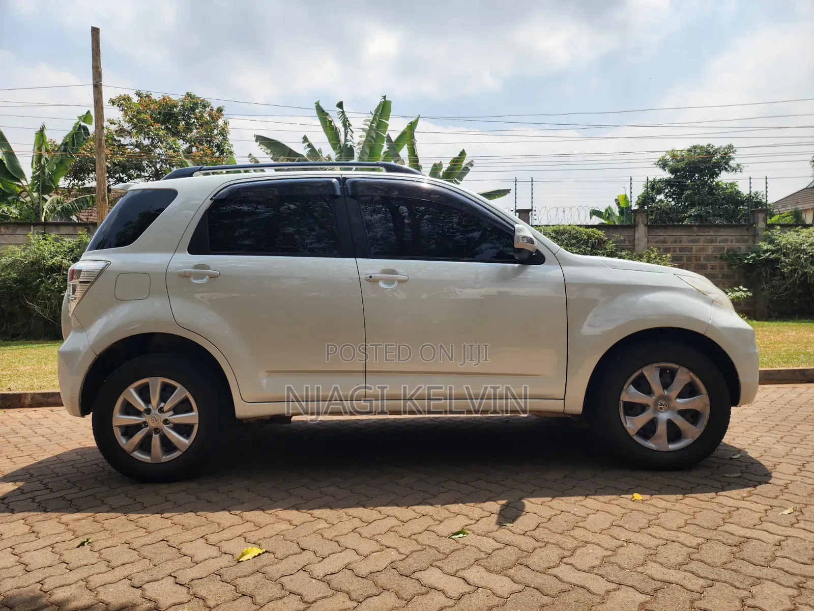 Toyota Rush 1.5 AWD 2012 White