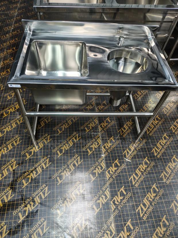 Medical‐Grade Sluice Sink