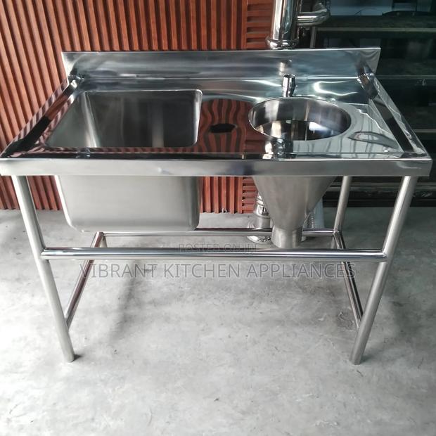 Medical‐Grade Sluice Sink - thumbnail 3
