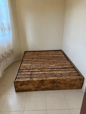 Modern 5×6 Pallet Bed – Strong Stylish