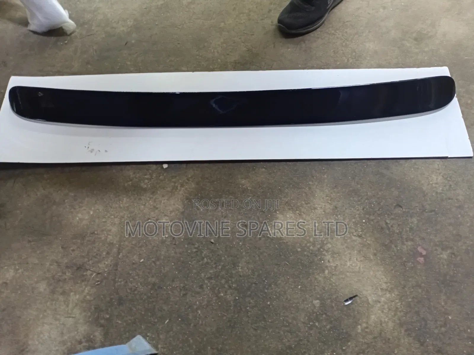 Toyota Crown Spoilers