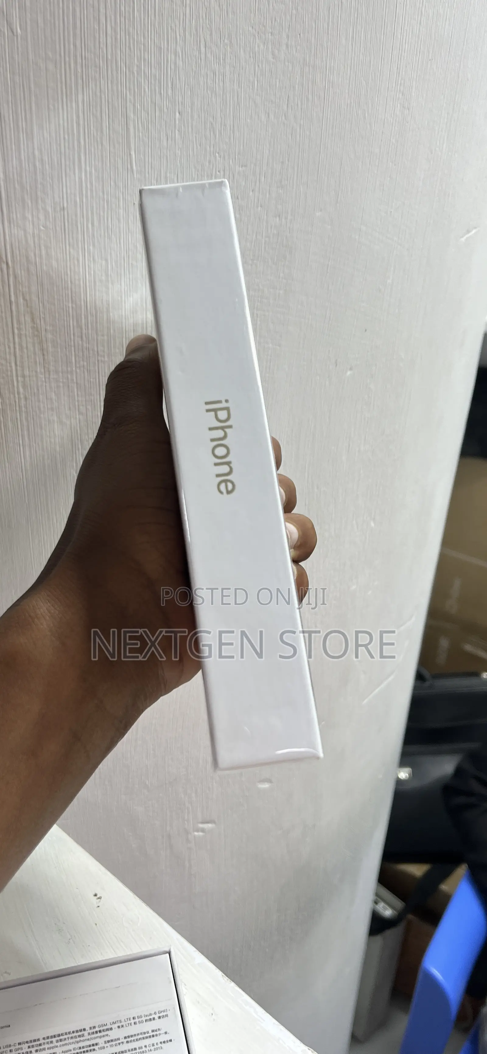 New Apple iPhone 15 Pro Max 256 GB Blue
