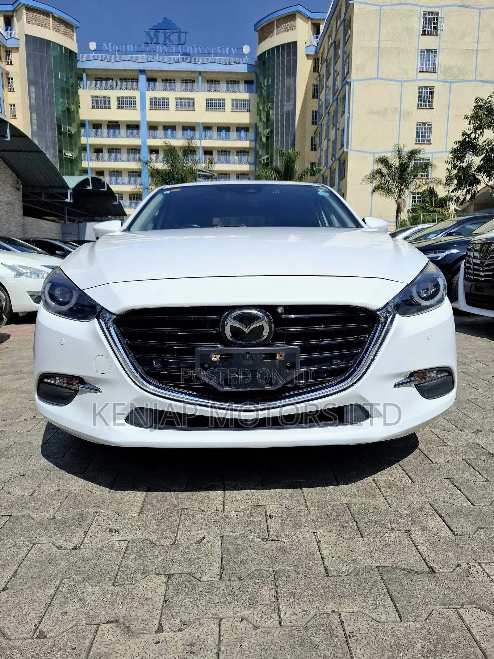 Mazda Axela 2019 White