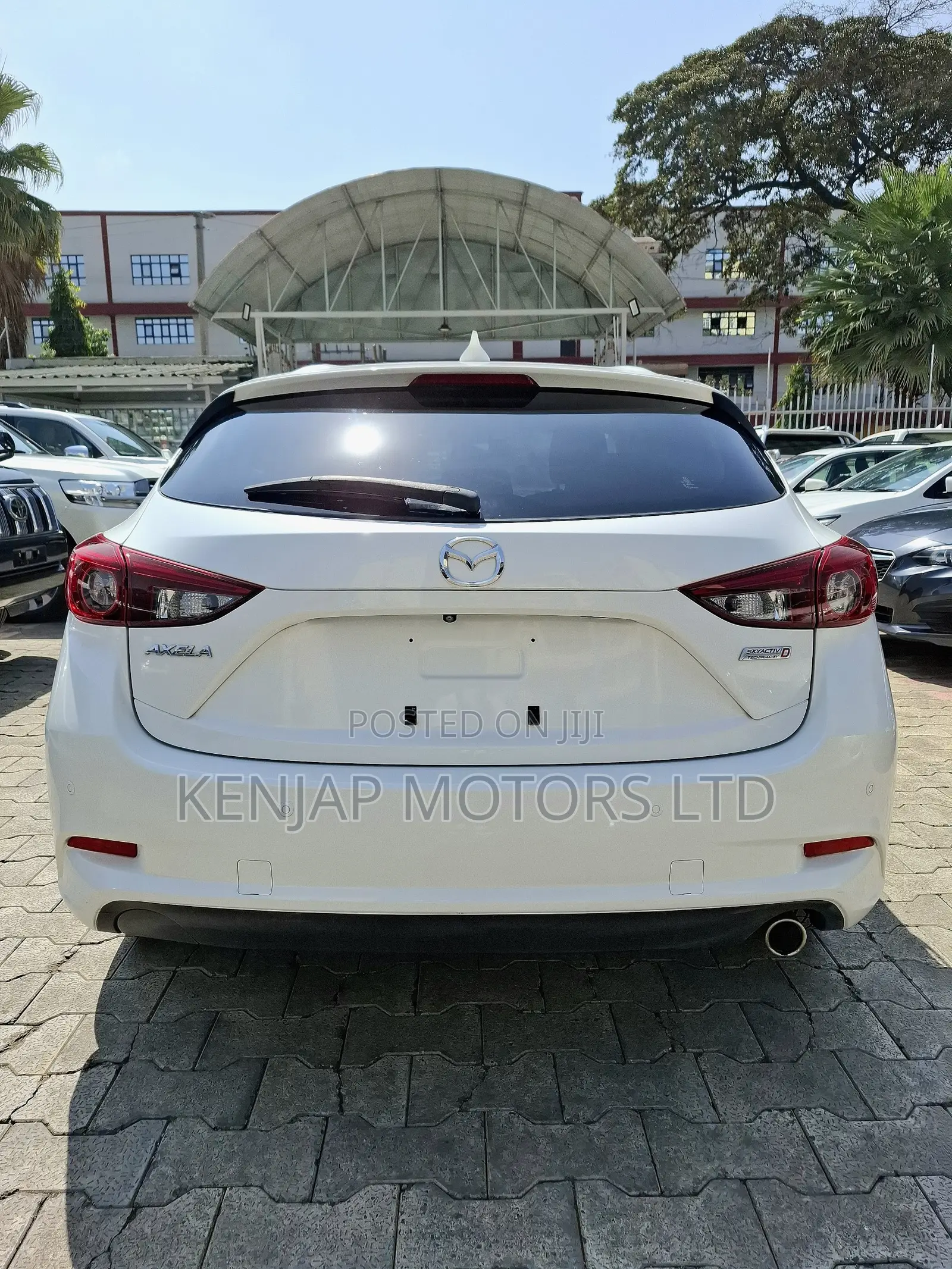 Mazda Axela 2019 White