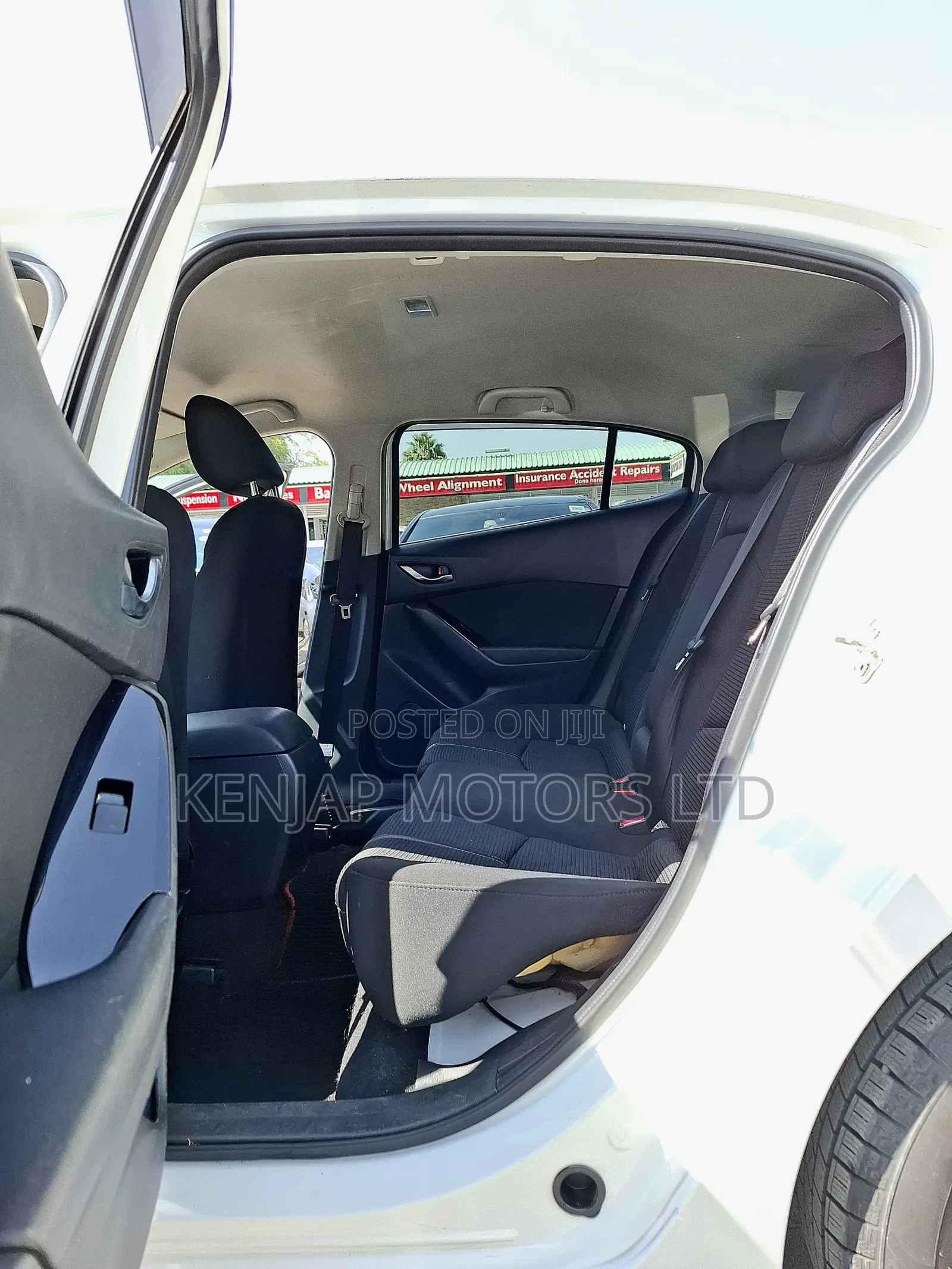 Mazda Axela 2019 White