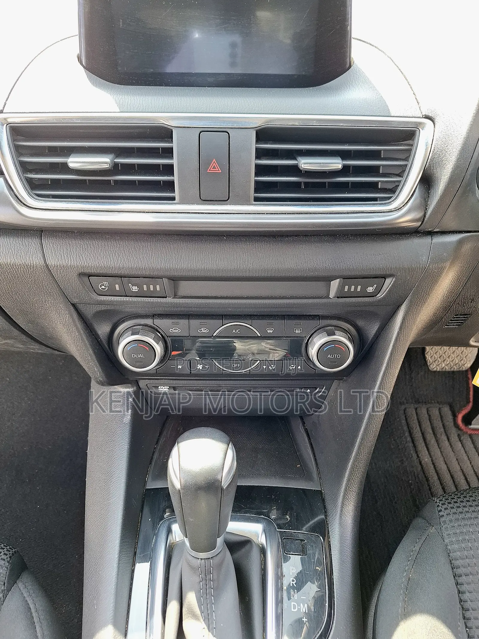 Mazda Axela 2019 White