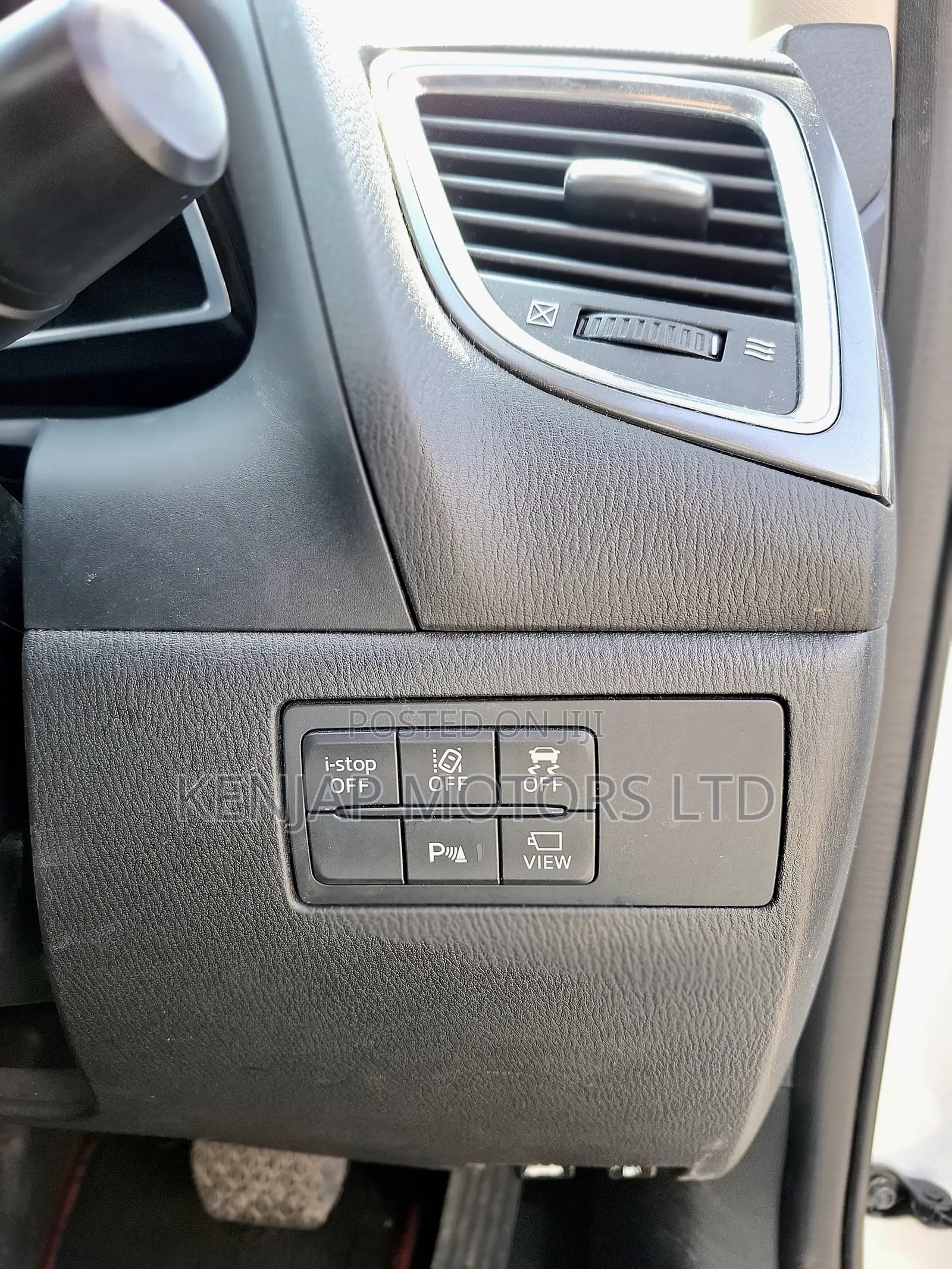 Mazda Axela 2019 White