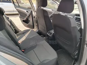 Volkswagen Golf 2014 Silver
