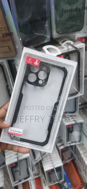 iPhone 15 Pro Max Heavy-Duty Black TPU Bumper CASE