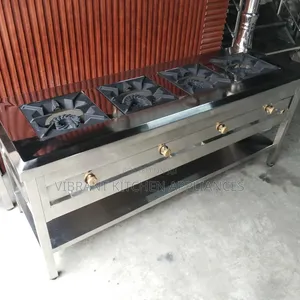 Four‐Burner Stainless Steel Cooker