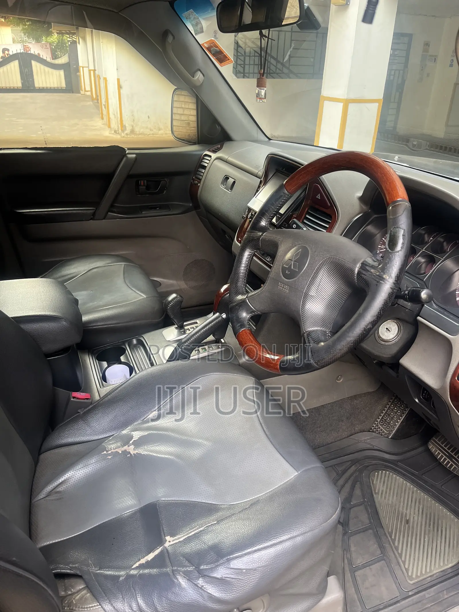 Mitsubishi Pajero 3.2 DI-D GLS 2006 Black