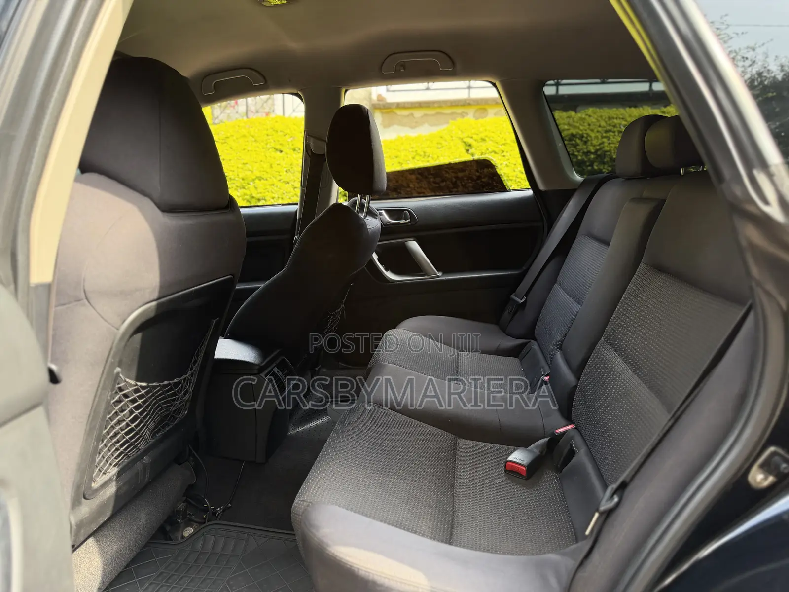 Subaru Legacy 2.5i Premium 2010 Red