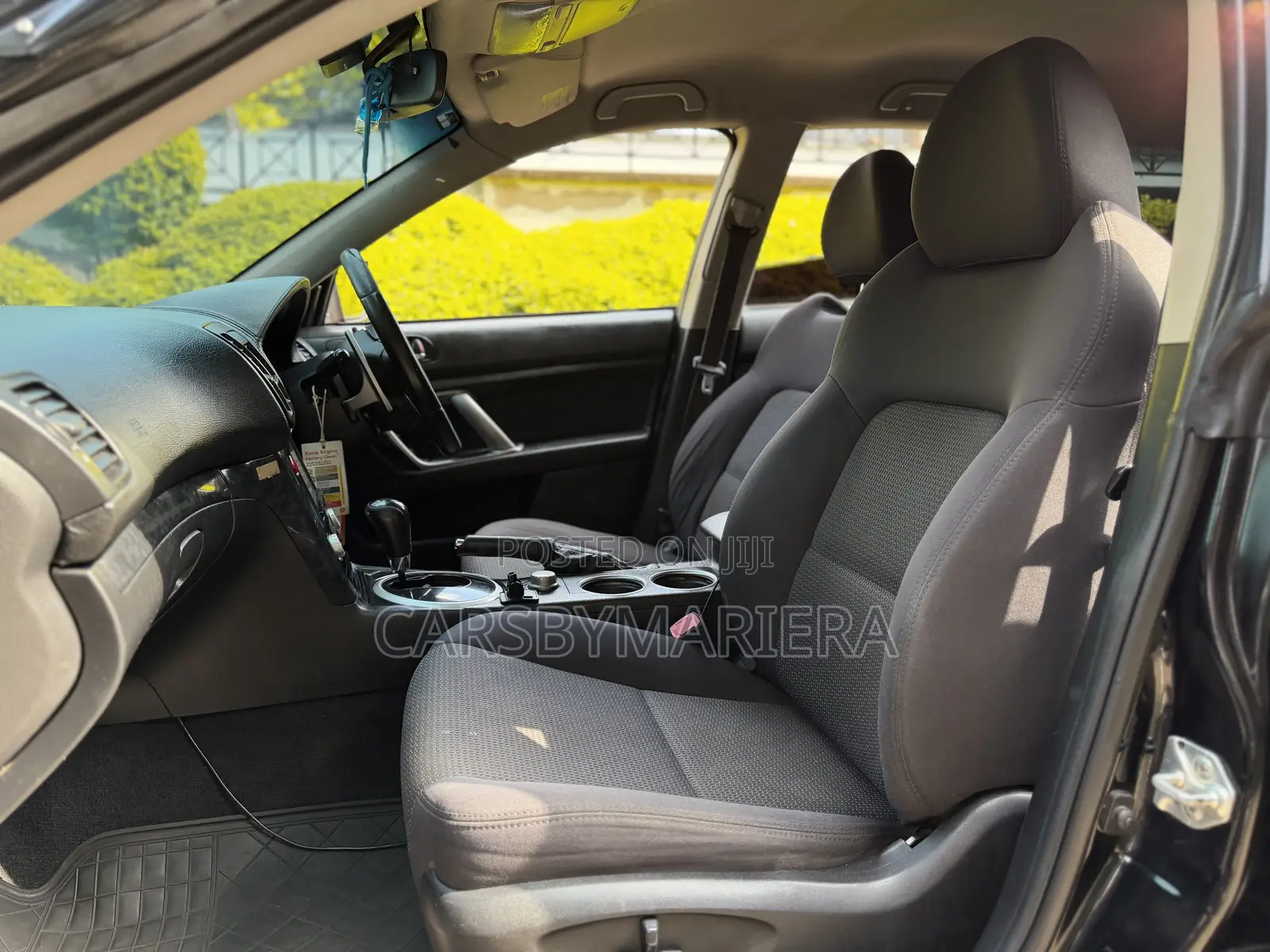 Subaru Legacy 2.5i Premium 2010 Red